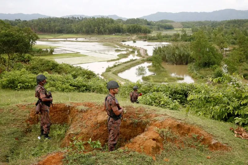   Panic in Ghumdhum as fresh gunfight starts in Myanmar near zero line