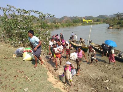 MP Attempts Urgent Shelter Assistance for Rathidaung IDPs before Monsoon
