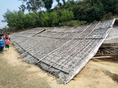    Two school buildings in Buthidaung IDP camp collapse in strong wind