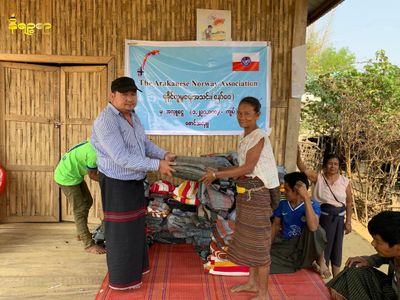 Blankets to IDP camp donated by Rakhine Social Association, Norway