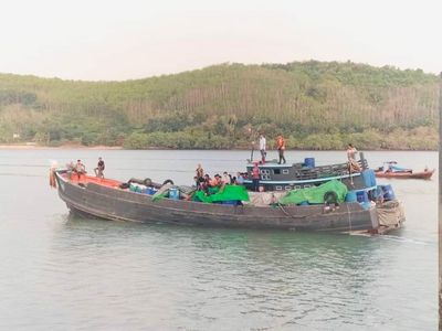 21 Myanmar migrants entering Thailand territorial waters illegally get arrested