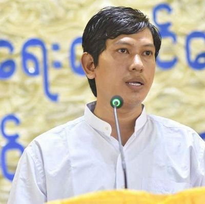 Well-known writer Wai Hin Aung and his colleagues released a day after arrest
