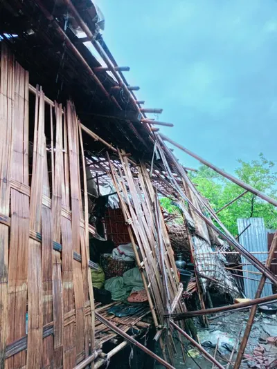Strong winds further damage shelters at some IDP camps in Arakan State