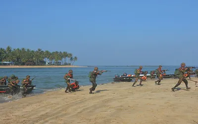 Junta forces continue searching for AA camps, suspected locals in Taungup township 