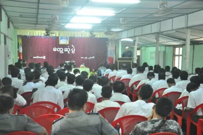  Junta holds meeting with Muslim leaders in Maungdaw, persuades them to take up arms
