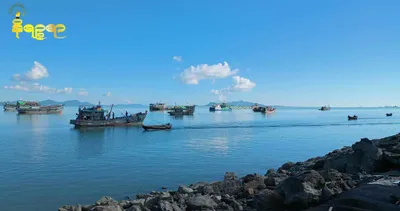 Junta's navy conducts shelling near Korea port bazaar in Sittwe