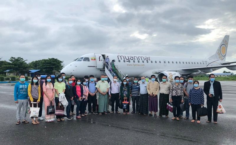 Twenty-four Doctors and Nurses Arrive in Sittwe "voluntarily" to fight coronavirus