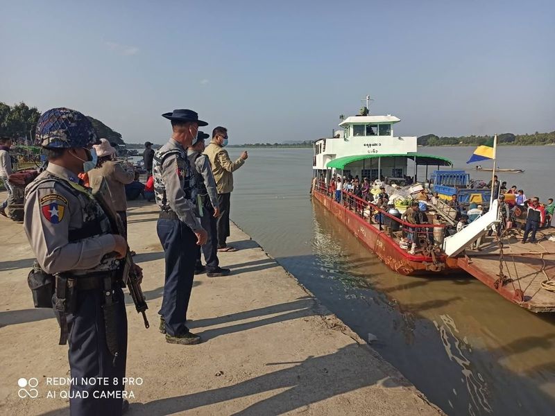 Paletwa facing shortage of rice as military authority blocks Kaladan river transportation