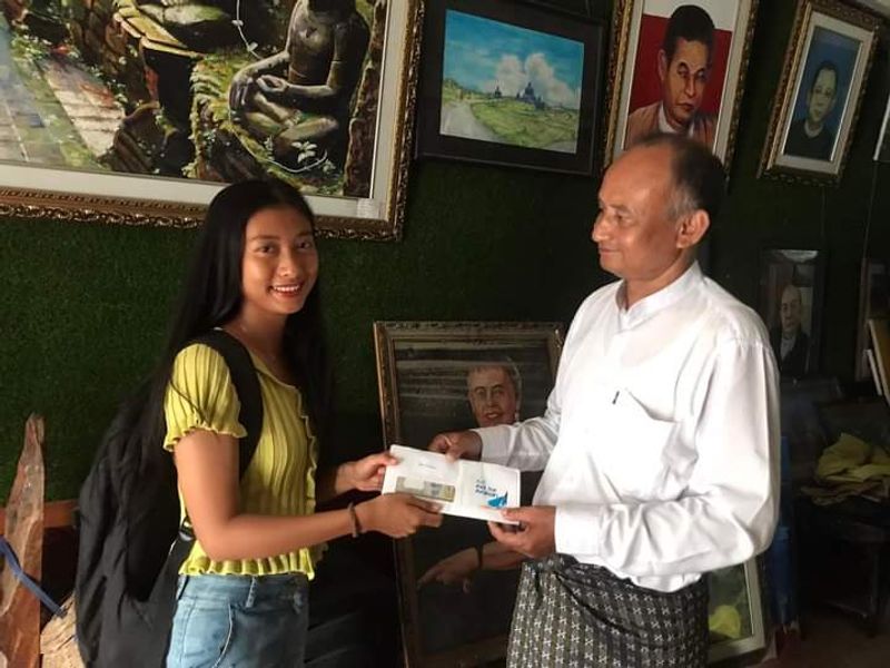Burmese artists donate paintings for storm affected Rakhine people Narinjara News