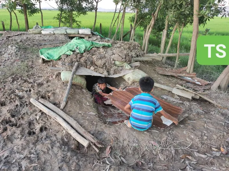 AA ask some Kyauk Taw villagers to dig a bomb pit within a week
