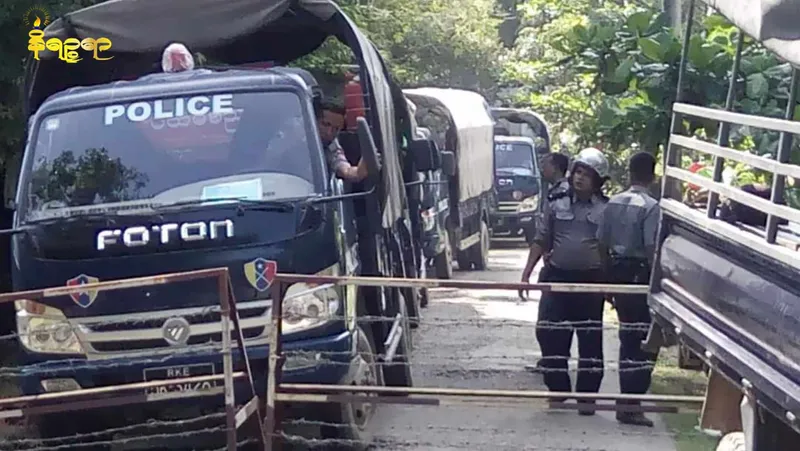 About 100 military and police deserters taken from Sittwe prison to reengage in services